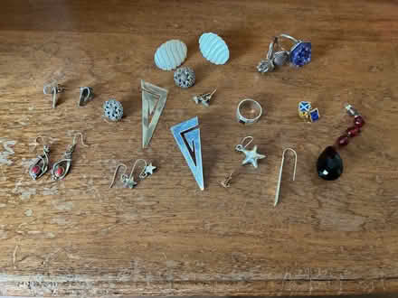 Photo of free Several pairs of earrings (and a few other bits and bobs (Goldenacre EH3) #1