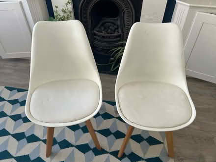 Photo of free 2 dining chairs (Reigate RH2) #1