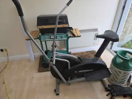 Photo of free Confidence 2-in-1 Elliptical Cross Trainer and Exercise Bike (West Oxfordshire OX28) #2