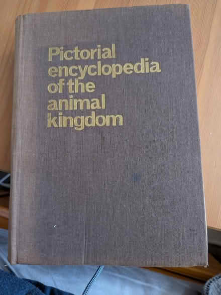 Photo of free The Pictorial Encyclopedia of the Animal Kingdom (Cannon Park CV4) #1