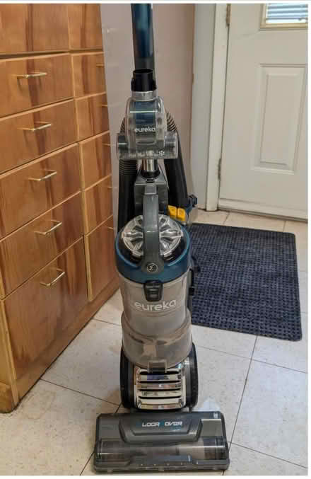 Photo of free Upright Vacuum (Sudley Springs, Manassas) #1