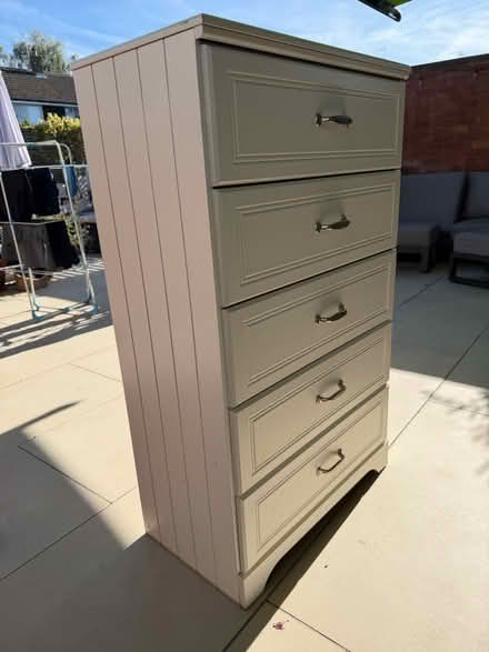 Photo of free White 5-Drawer Chest of Drawers (Harpenden AL5 3) #2