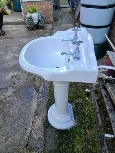 Photo of free Pedestal bathroom sink (Beauchief, S8) #3