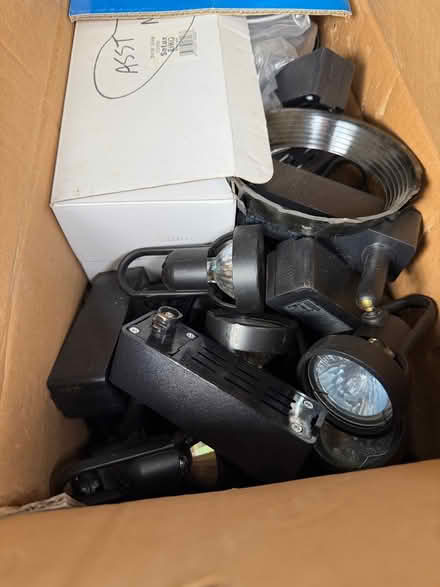 Photo of free Tons of Track lighting (Oakland near lake Merritt) #2