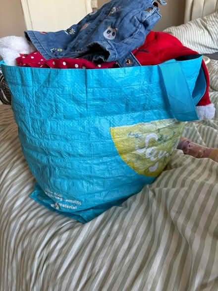 Photo of free 0-3 / 3-9 months girls clothes (Se6 2pt) #2