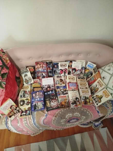 Photo of free Doctor Who Books (East End CO7) #1