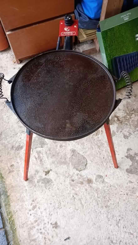 Photo of free Gas griddle/ hot plate (Great Knowley PR6) #3