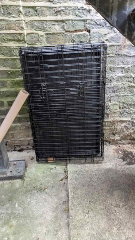 Photo of free dog crate (N4) #1