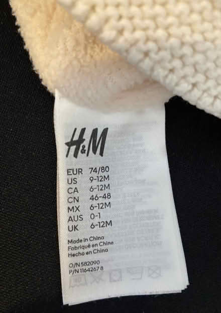 Photo of free 6 - 12 Months Baby’s Hat (Lambeth SW16) #1