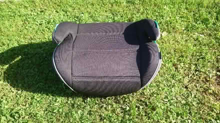 Photo of free Halfords Booster Seat (Redhill, Colesmead area, RH1) #1