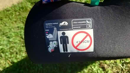 Photo of free "Cozy N Safe" Car Seat (Redhill, Colesmead area, RH1) #2