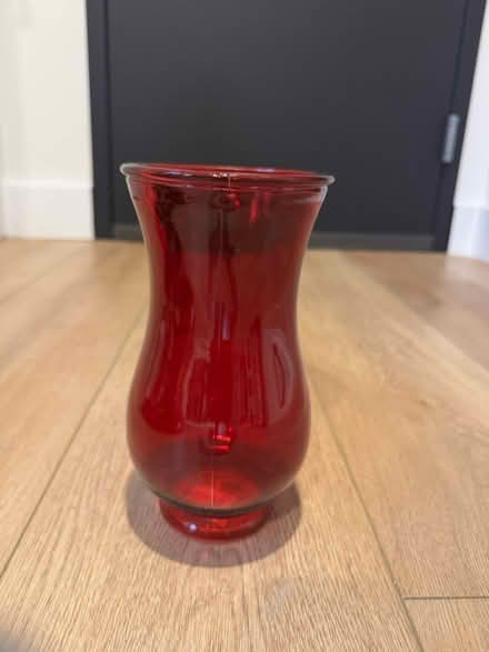 Photo of free Vase (Astoria) #1
