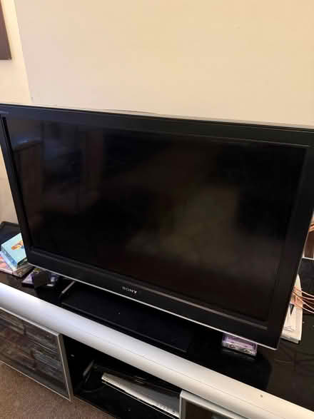 Photo of free Large TV (BN3 Hove.) #1
