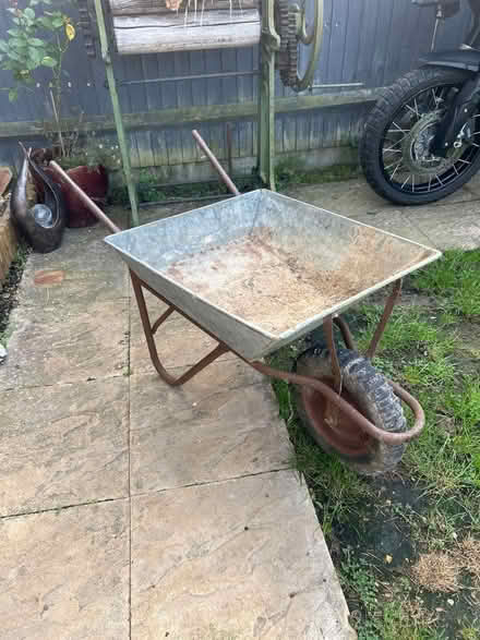 Photo of free Metal wheelbarrow (Hailsham BN27) #1