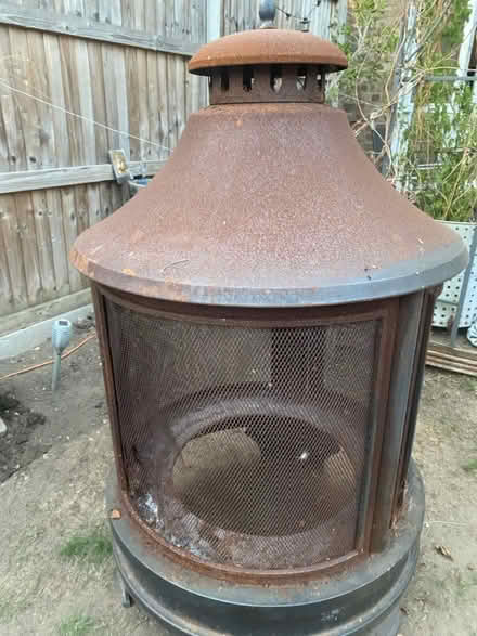Photo of free Large fire pit (Hampton TW12) #4