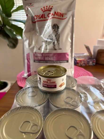Photo of free Royal Canin Renal Support Dog Food (Mosswood) #1