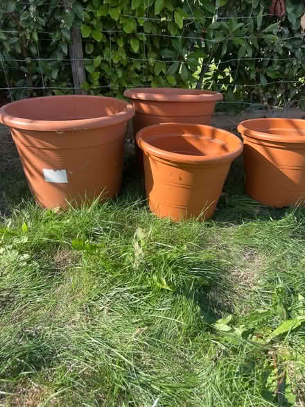 Photo of free Containers (Tandridge village oxted RH8) #1