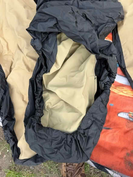 Photo of free Discovery 3 waterproof seat covers (Barnes SW13) #3