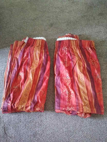 Photo of free Pair lined curtains (Warboys PE28) #1