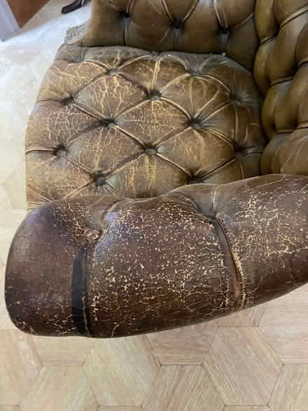 Photo of free Large vintage-style button-back armchair – restoration/upcyc (Broomhill S10) #2