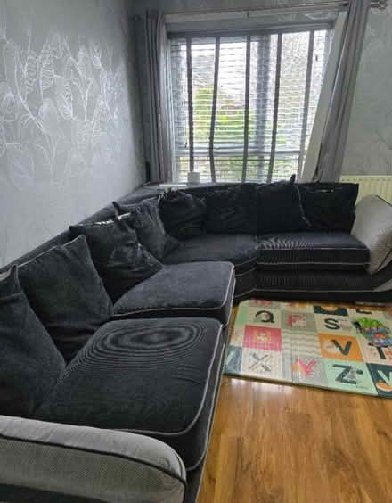 Photo of free sofa (Leyton) #3