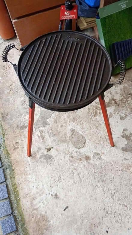 Photo of free Gas griddle/ hot plate (Great Knowley PR6) #2