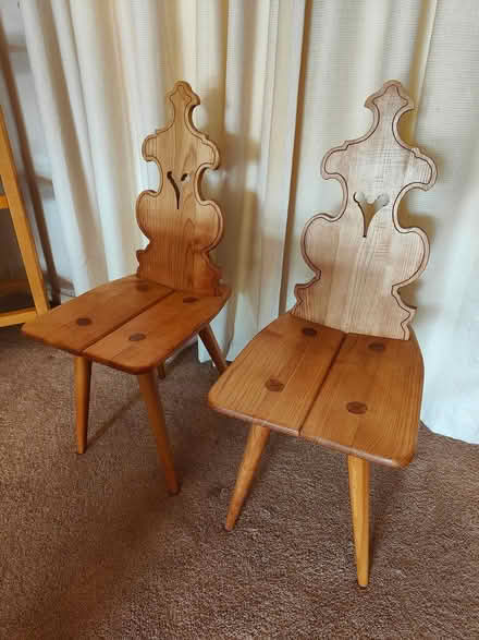 Photo of free Solid pine dining table & benches (Cwmbran NP44) #3