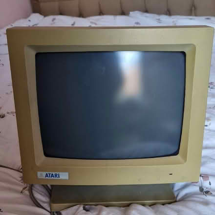 Photo of free Vintage Atari monitor and keyboard (Alvaston DE24) #2