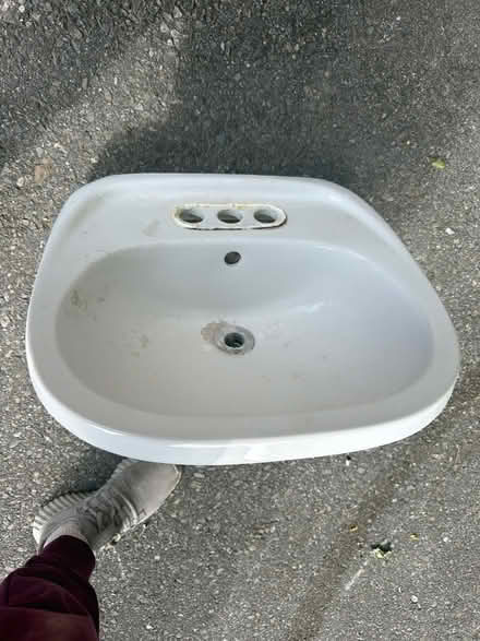 Photo of free Sink (M1l1v7) #1