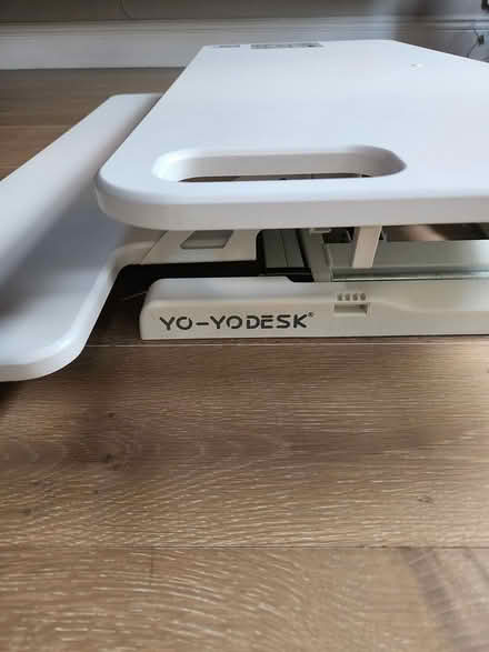 Photo of free Yo Yo Desk (HQ SW6) #2