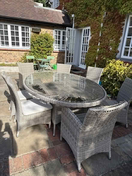 Photo of free Garden table with with 7 chairs (Nw117AU) #1
