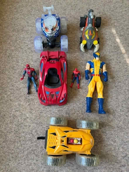 Photo of free Box of toy vehicles and figures (Malvern WR14) #1