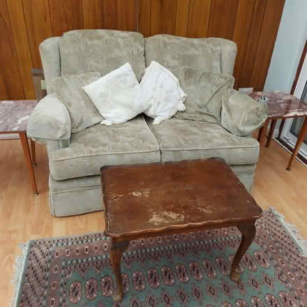 Photo of free 3 sofas and 4 or 5 armchairs (Wembley Stadium/Park HA9) #4