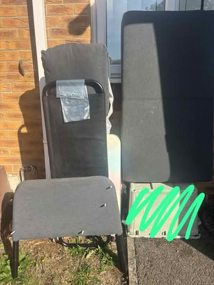 Photo of free 2Seater ikea sofa (Cr04uw) #3