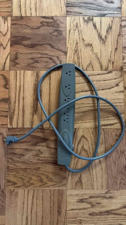 Photo of free Power supply (6 outlets) (Falls Church City) #1