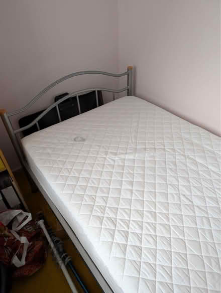 Photo of free Single Bed in LU2 (Luton LU2) #3