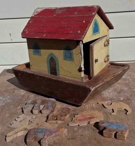 Photo of free Noah'sArk, wooden toy (Kirkstall, Leeds LS5) #1