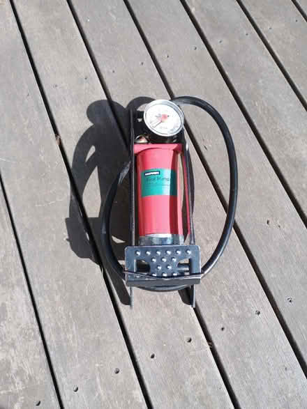 Photo of free Car foot pump (Kempshot RG22) #1