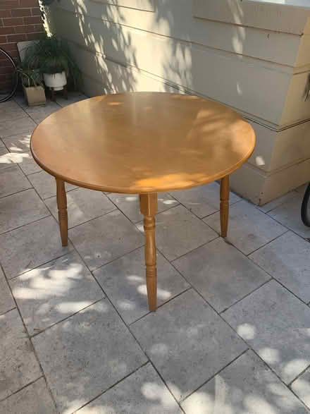 Photo of free Dining table apartment size (North Sydney) #2