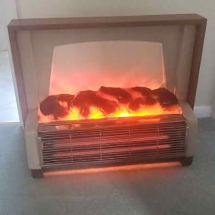 Photo of free Coal effect radiant electric fire, 2KW (Elmstead BR7) #1