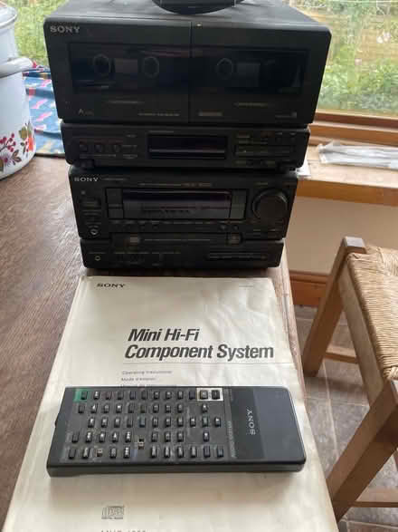 Photo of free Old Sony midi hi-fi system (Fairfield LA1) #1