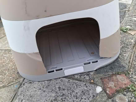 Photo of free Dog/Cat Kennel, Animal Shelter (Warsash SO31) #3