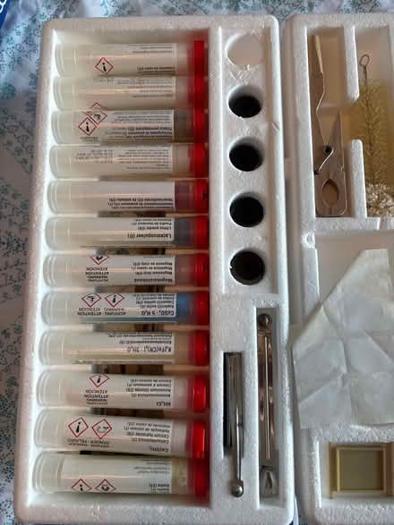 Photo of free Chem C2000 chemistry set (SG5 Hitchin) #3