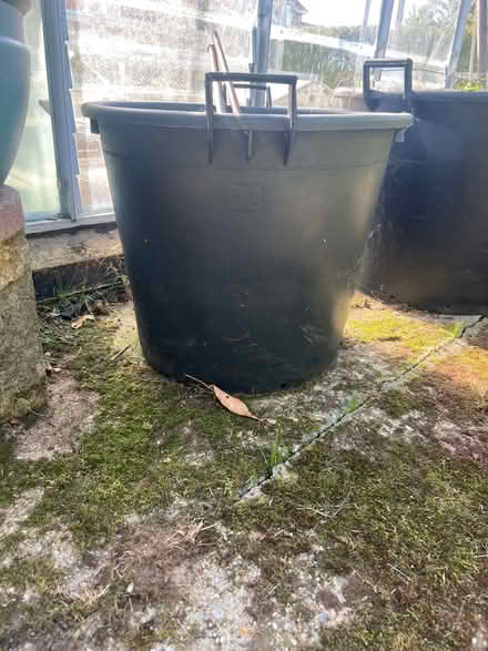 Photo of free Containers (Tandridge village oxted RH8) #2