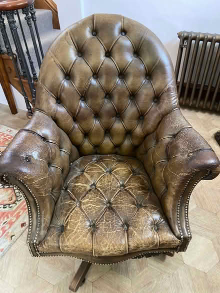Photo of free Large vintage-style button-back armchair – restoration/upcyc (Broomhill S10) #1