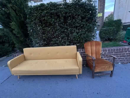 Photo of free MCM click clack sofa bed (10 Oliver Grove - SE256EH) #1