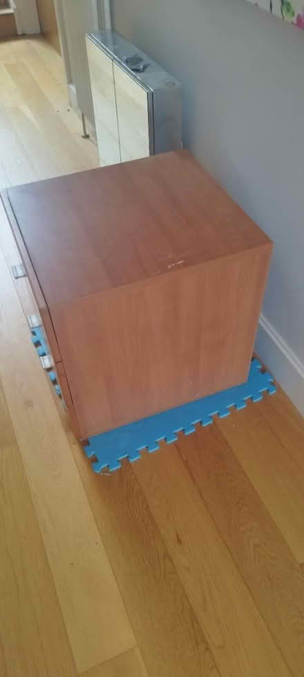 Photo of free Chest of drawers (Walton on Thames KT12) #3