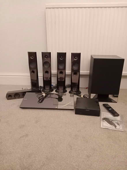 Photo of free Sony Blue-ray Dusk/DVD home theatre system (Cross Gates LS15) #1