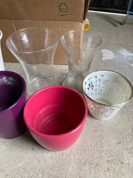 Photo of free Assorted Vases and pots (Wymondham NR18) #3