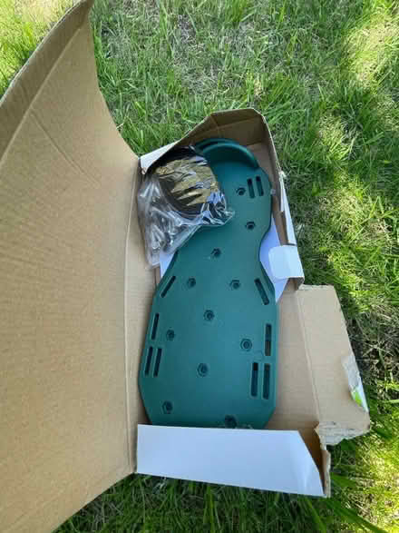 Photo of free Lawn aerators (De Parys MK40) #2